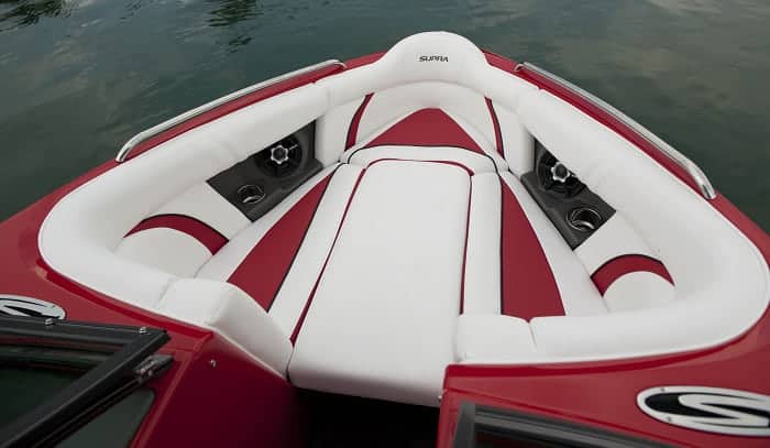 How to Clean Vinyl Boat Seats of Mildew - Easy Care Guide